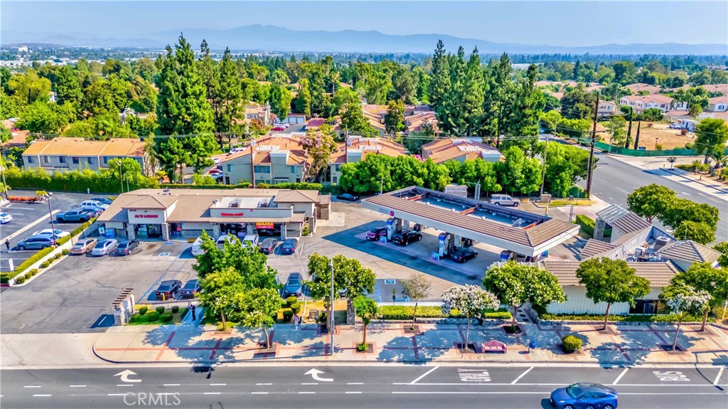 8919 Foothill Boulevard Property Photo 15