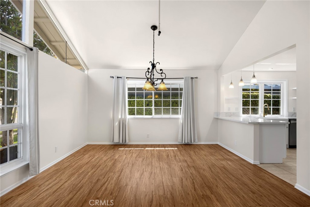 208 Somerset Drive Property Photo 11