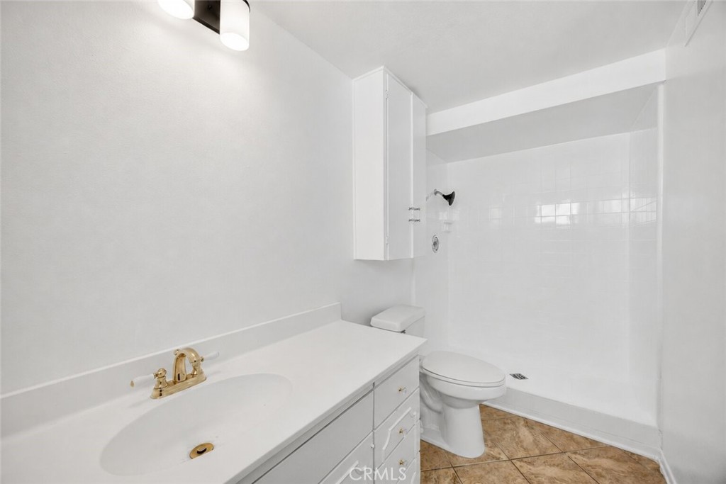 208 Somerset Drive Property Photo 20