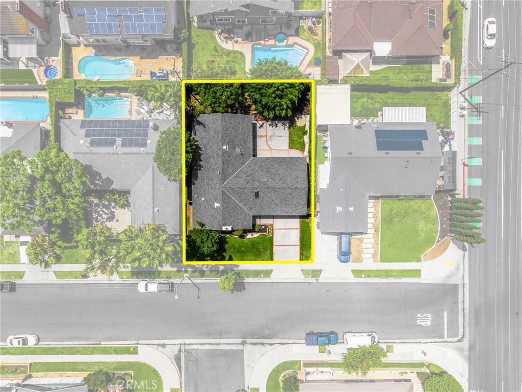 208 Somerset Drive Property Photo 28