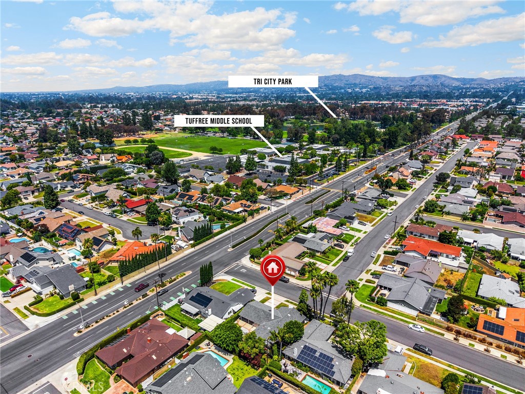 208 Somerset Drive Property Photo 30