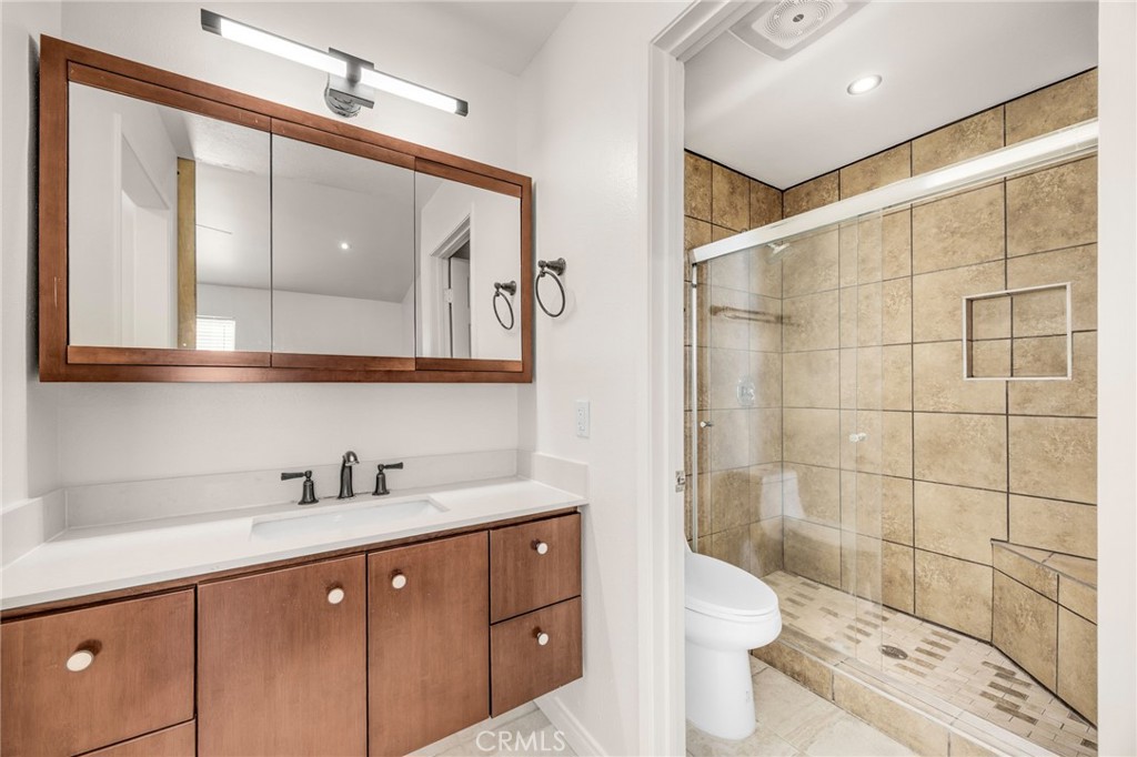 6040 Vermont Court 80 Property Photo 20