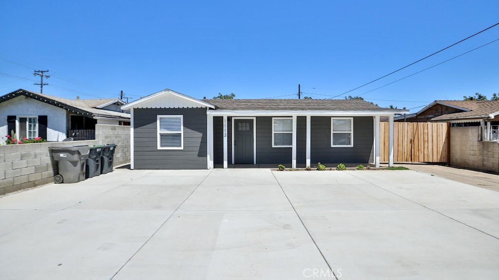 1113 S Golden West Avenue Property Photo 1