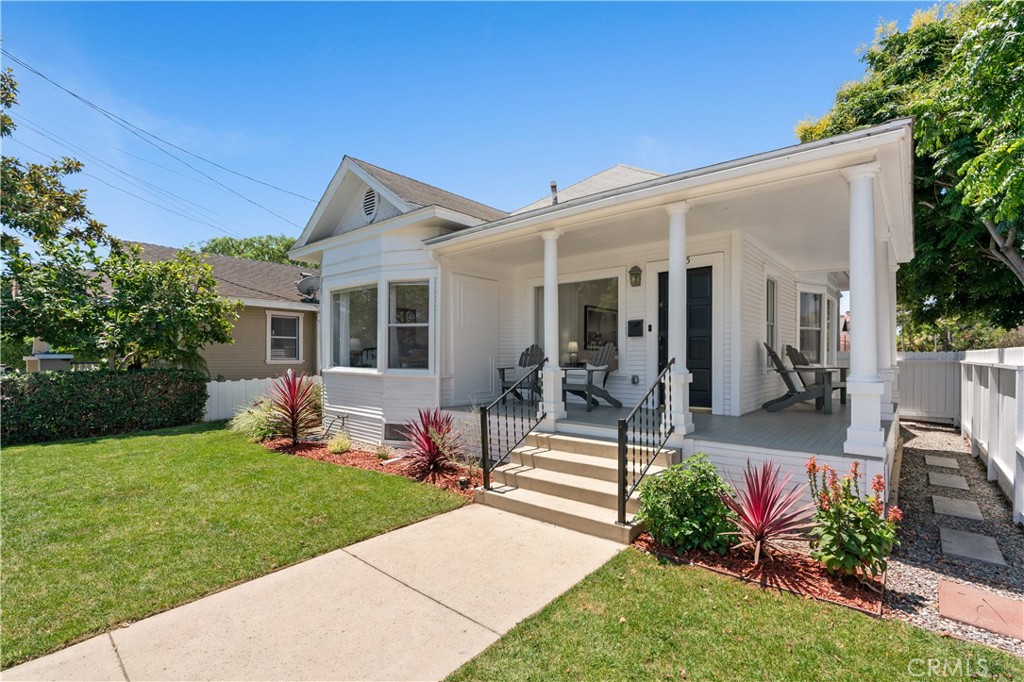 535 Roswell Avenue Property Photo 1