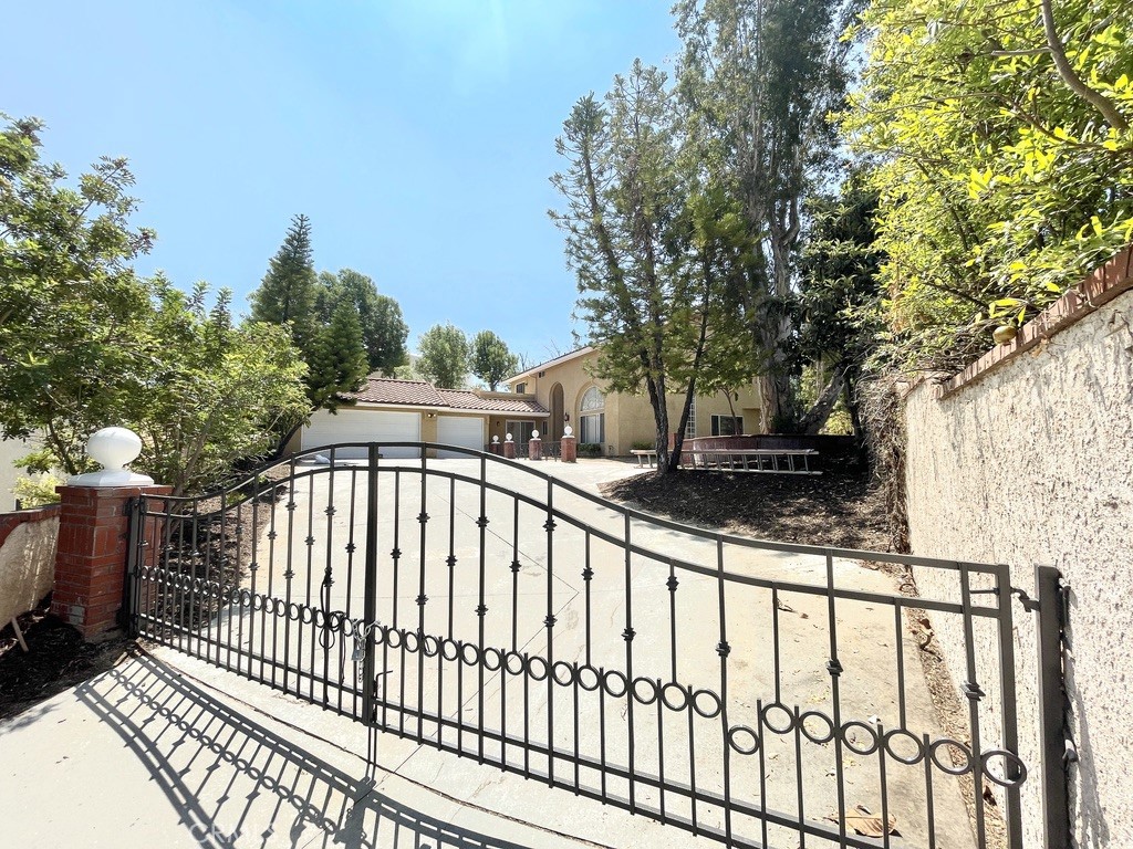 16162 Sunnyview Property Photo 1