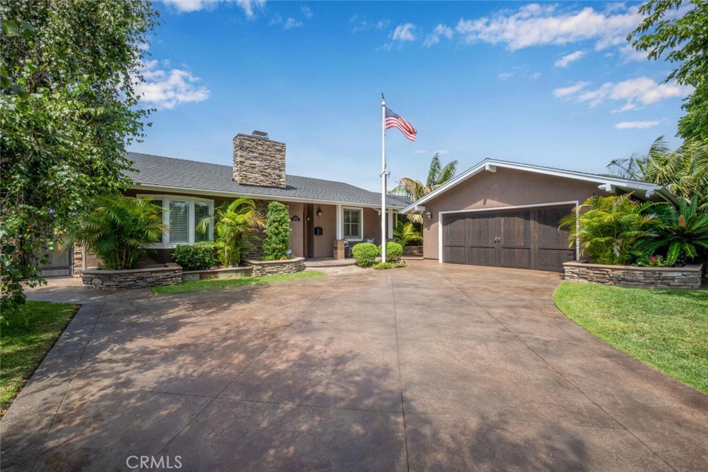 12831 Foster Road Property Photo 1