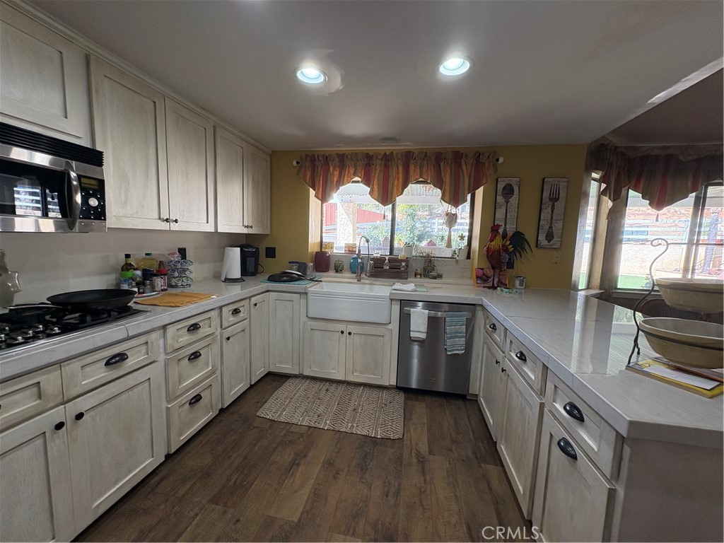 17905 Luna Court Property Photo 13