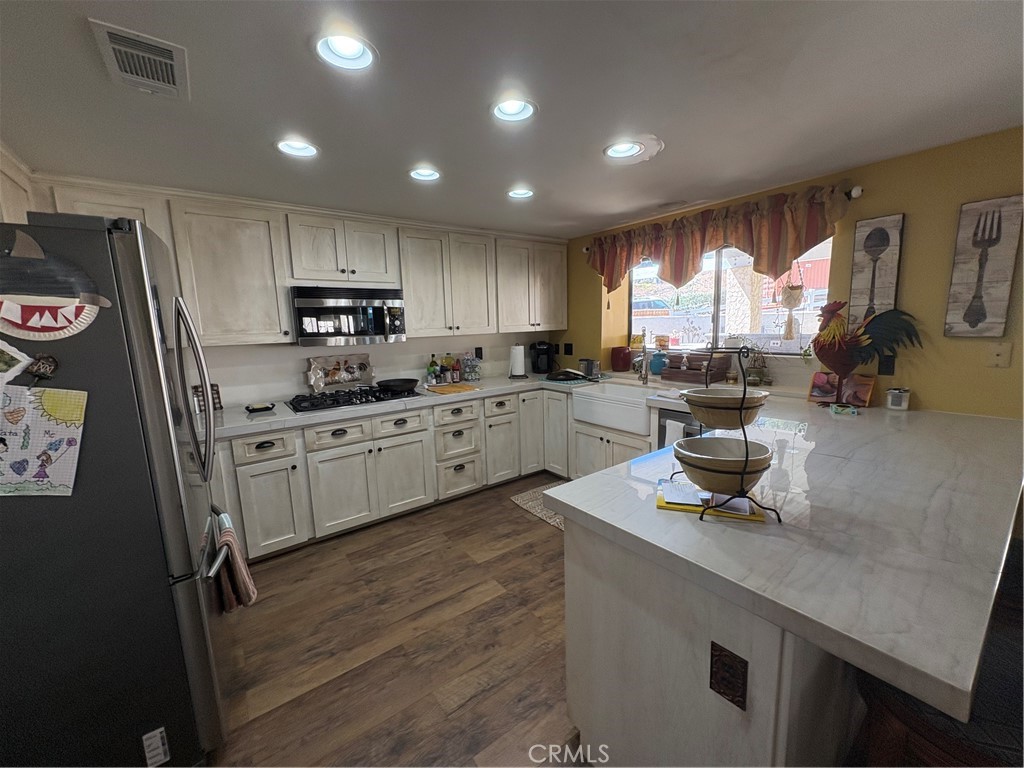 17905 Luna Court Property Photo 14