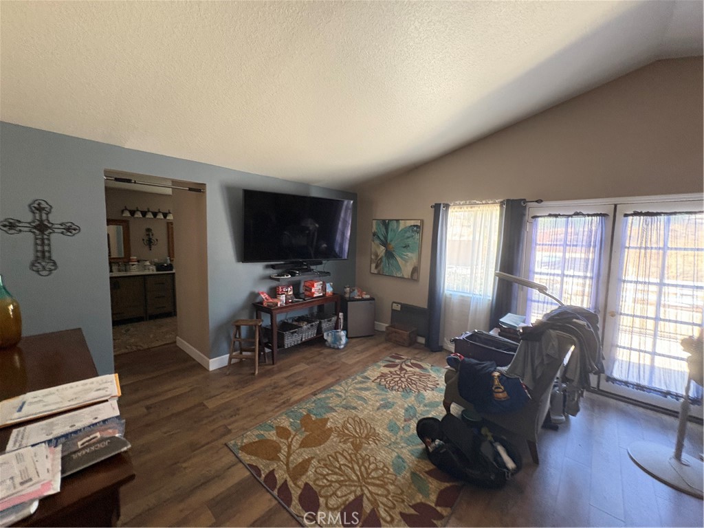 17905 Luna Court Property Photo 28