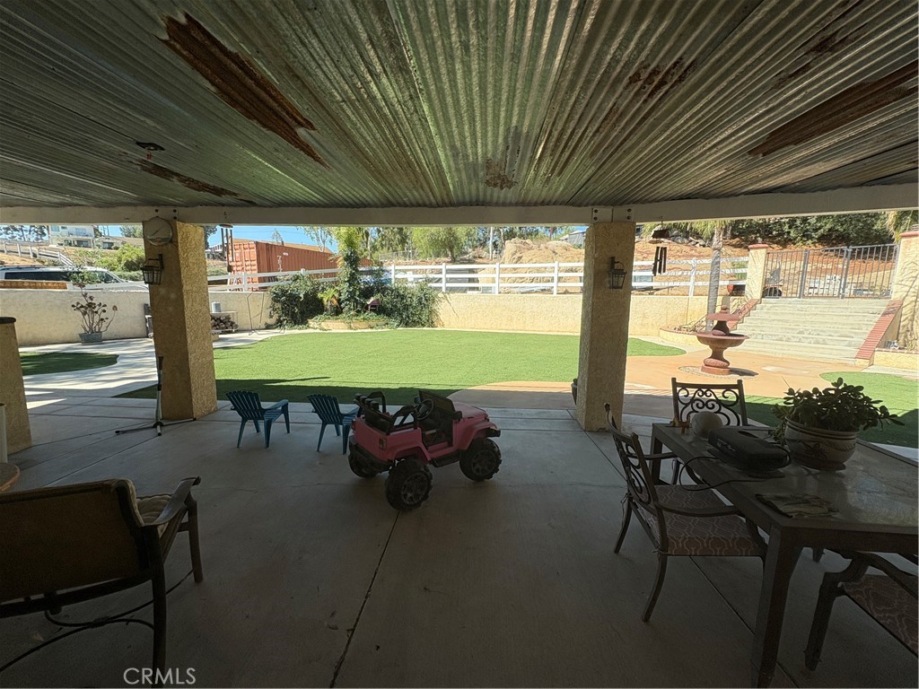 17905 Luna Court Property Photo 33