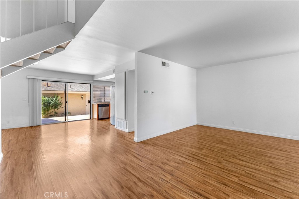 5 Locust Property Photo 10