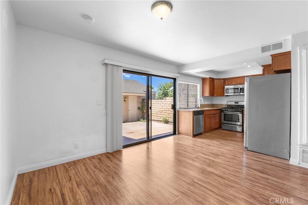 5 Locust Property Photo 15