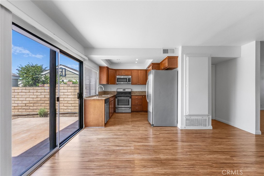 5 Locust Property Photo 16