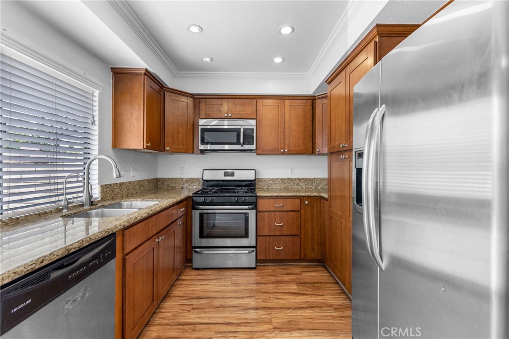 5 Locust Property Photo 22