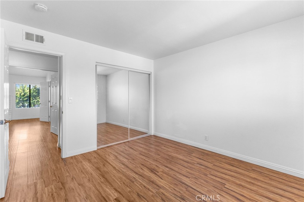 5 Locust Property Photo 27