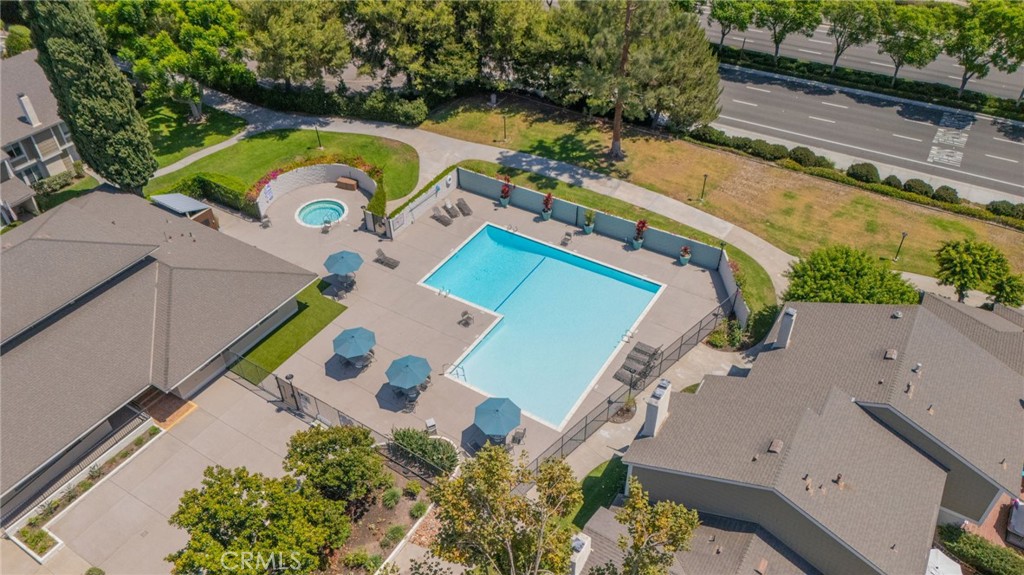 5 Locust Property Photo 52