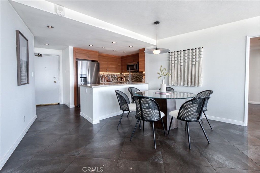 700 E Ocean Boulevard 2508 Property Photo 7