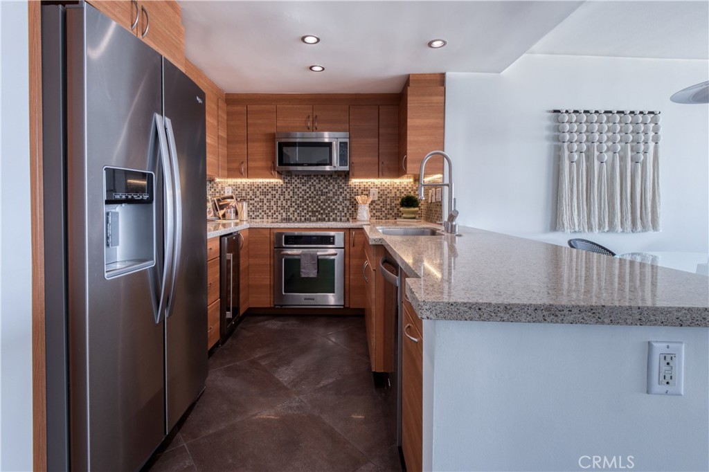 700 E Ocean Boulevard 2508 Property Photo 8