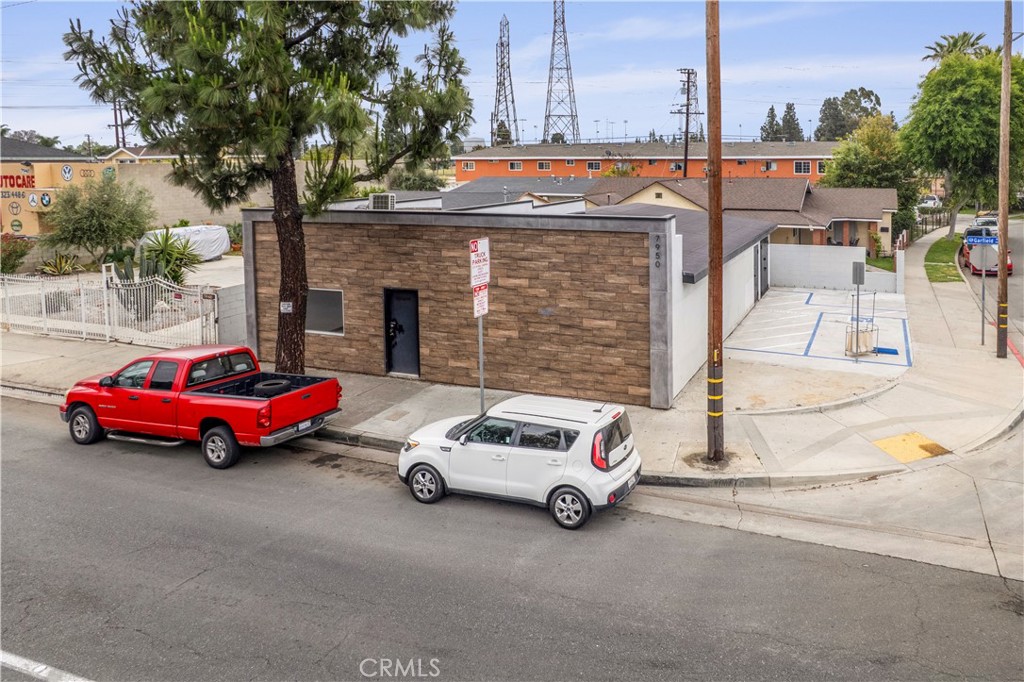 7950 Garfield Avenue Property Photo