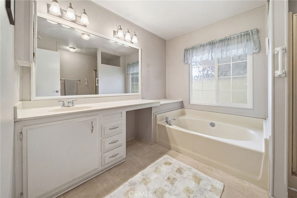 1919 W Coronet Avenue 149 Property Photo 4