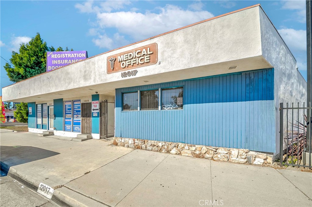 12013 Rosecrans Avenue Property Photo 3