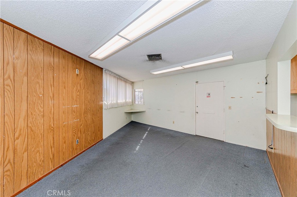 12013 Rosecrans Avenue Property Photo 9