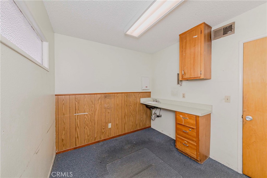 12013 Rosecrans Avenue Property Photo 18