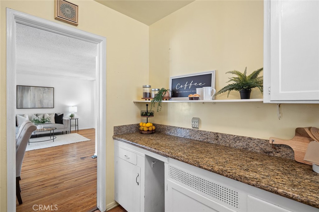 9619 Wampler Street Property Photo 15