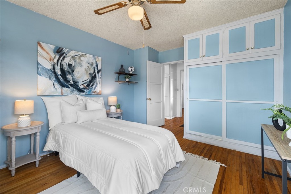 9619 Wampler Street Property Photo 20