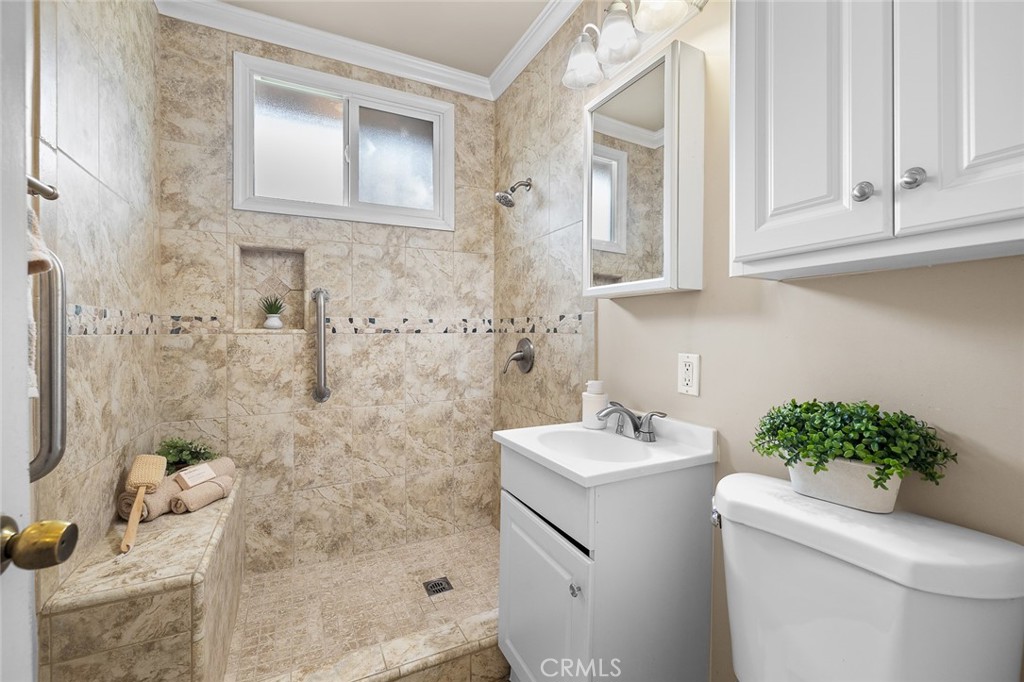 9619 Wampler Street Property Photo 22