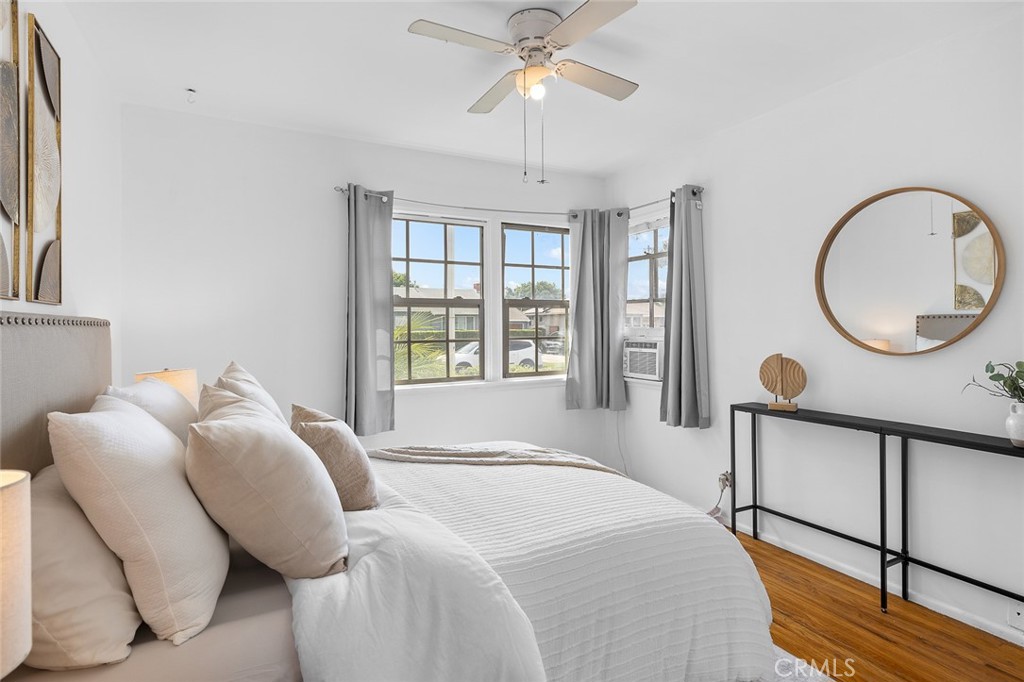 9619 Wampler Street Property Photo 25