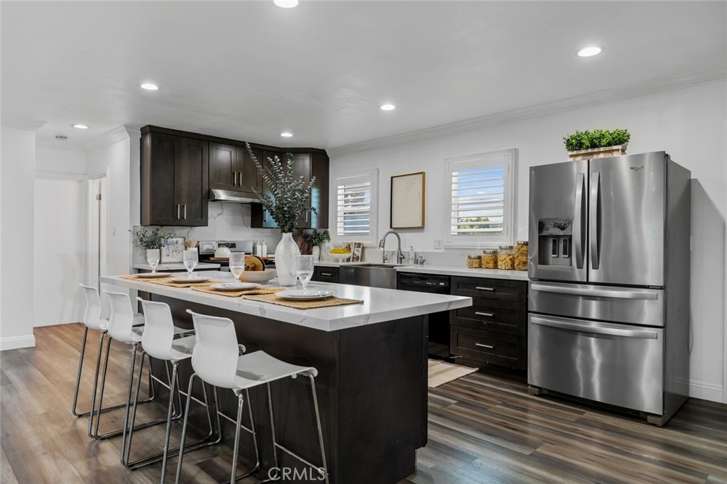 10072 Roselee Drive Property Photo 7