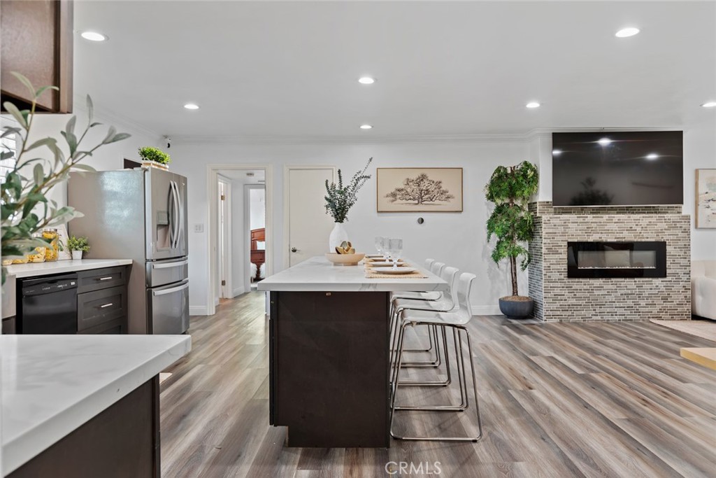 10072 Roselee Drive Property Photo 9