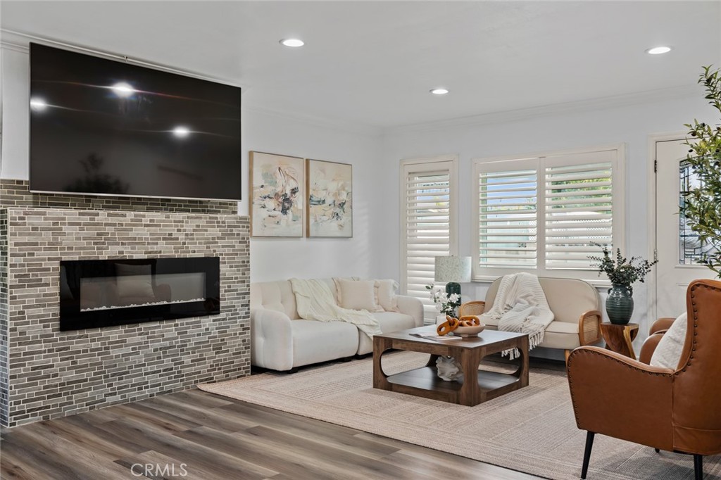 10072 Roselee Drive Property Photo 11