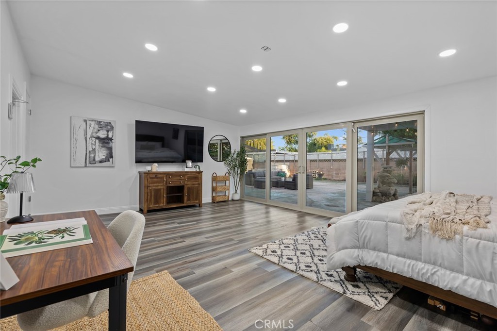 10072 Roselee Drive Property Photo 32