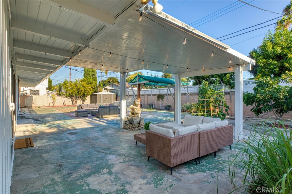 10072 Roselee Drive Property Photo 35