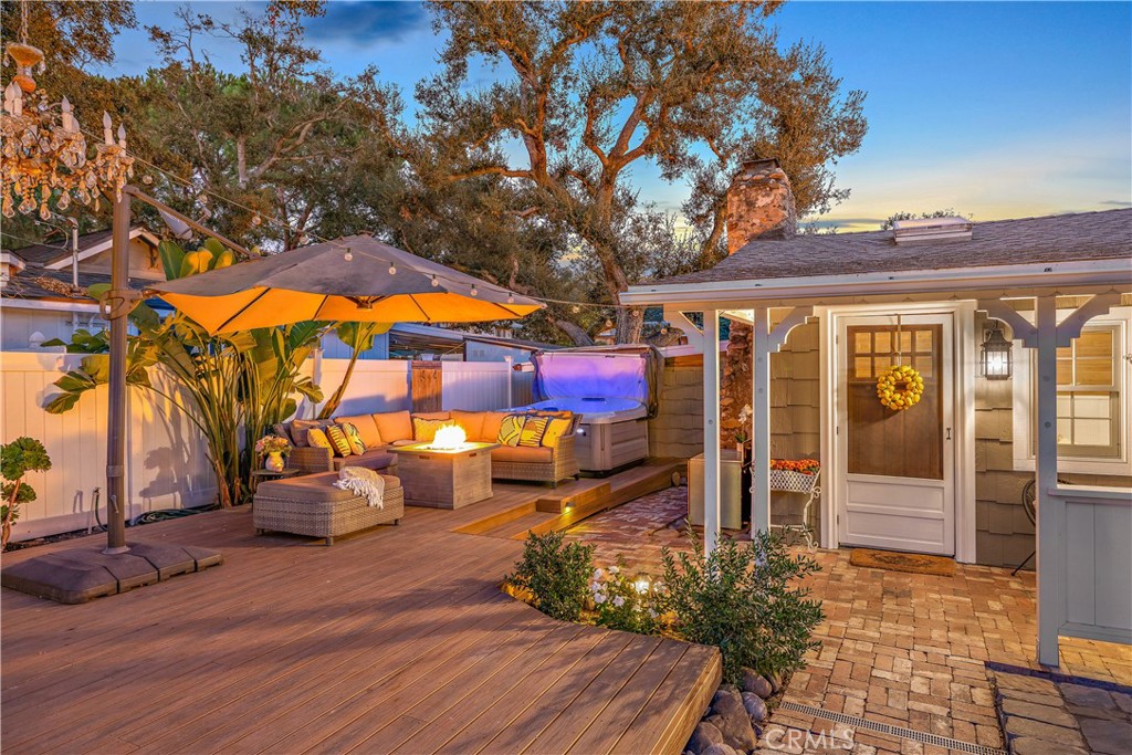 20402 Trabuco Oaks Drive Property Photo 11