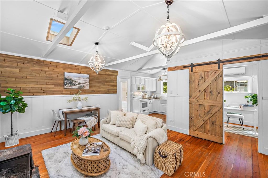 20402 Trabuco Oaks Drive Property Photo 13