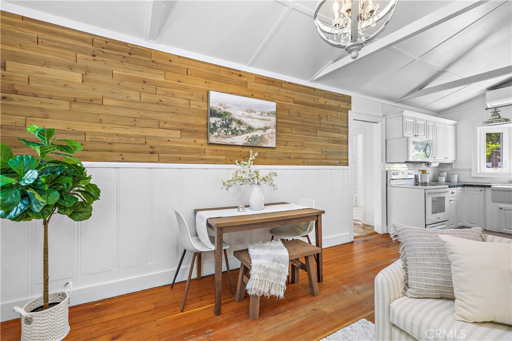 20402 Trabuco Oaks Drive Property Photo 16