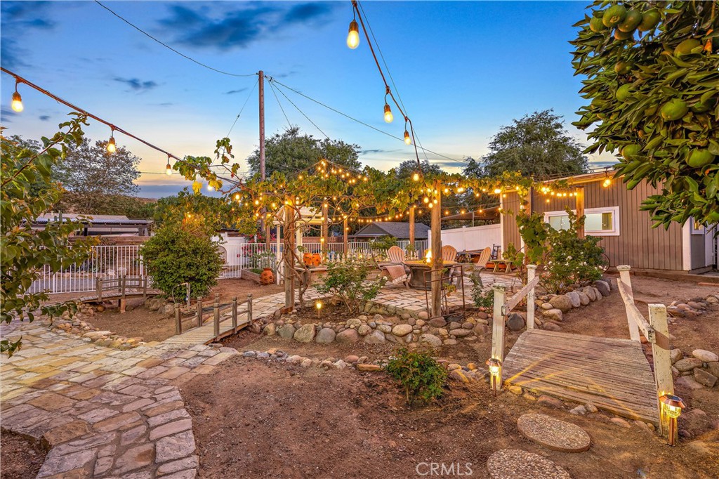 20402 Trabuco Oaks Drive Property Photo 45