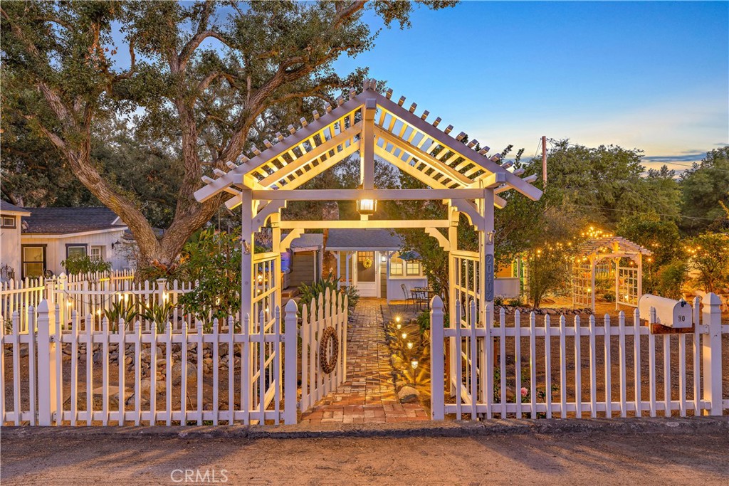 20402 Trabuco Oaks Drive Property Photo 47