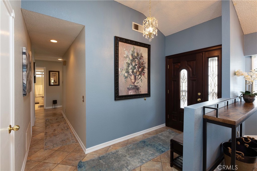 2583 Sandpebble Lane Property Photo 4