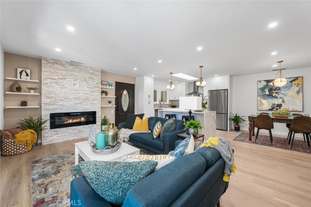 2338 Avenida Sevilla N Property Photo 1