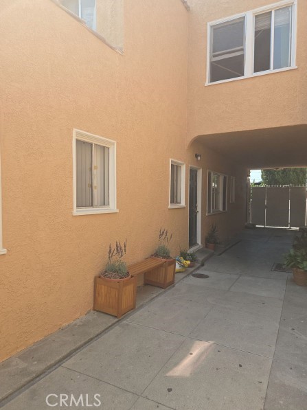 1222 E 10th Street Property Photo 16