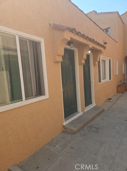 1222 E 10th Street Property Photo 17