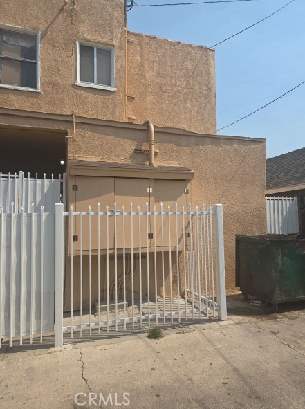 1222 E 10th Street Property Photo 26