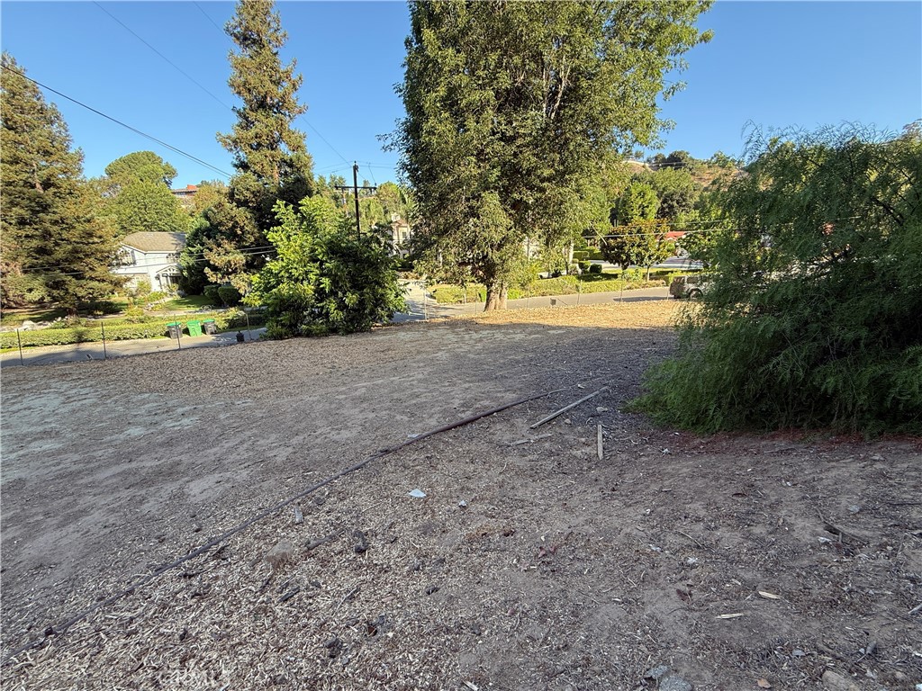 2240 Valle Drive Property Photo 10