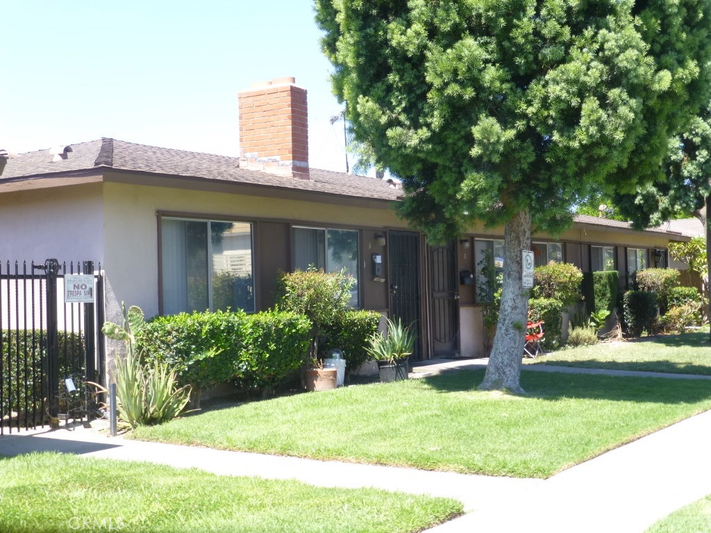 2115 Broden Street Property Photo 2
