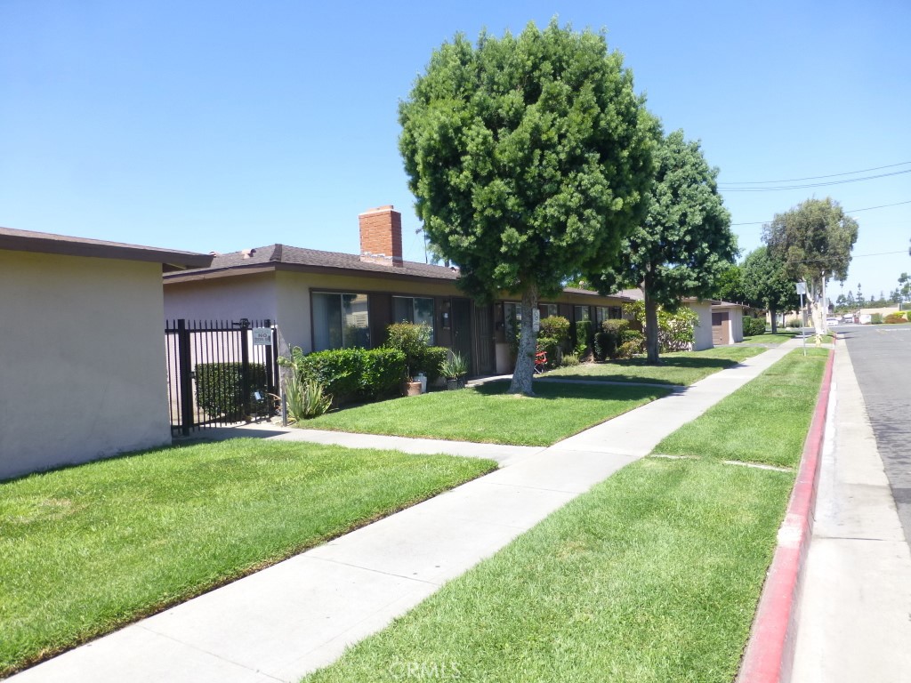 2115 Broden Street Property Photo 13