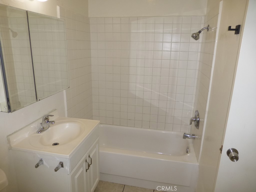 2115 Broden Street Property Photo 21